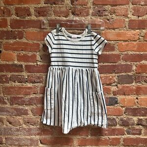 EUC! Hanna Andersson Short Sleeve Cotton Dress with pockets, 5